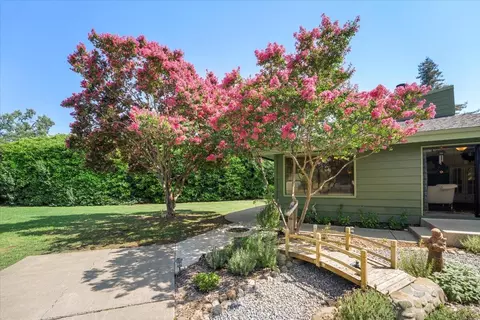 Exterior - 12325 Craig Ave, Red Bluff, CA 96080 photo 4 of 23