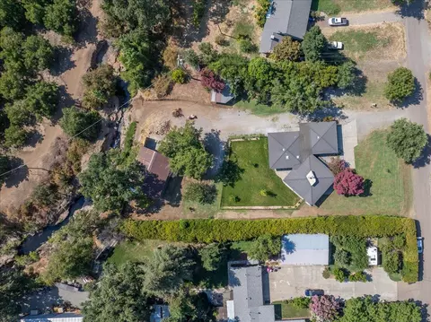 View/Area - 12325 Craig Ave, Red Bluff, CA 96080 photo 6 of 7