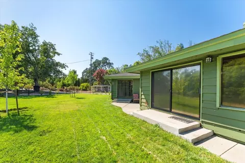 Exterior - 12325 Craig Ave, Red Bluff, CA 96080 photo 18 of 23