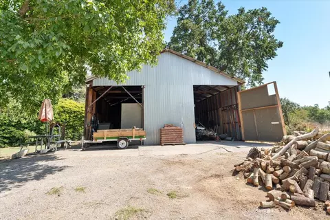 Exterior - 12325 Craig Ave, Red Bluff, CA 96080 photo 22 of 23