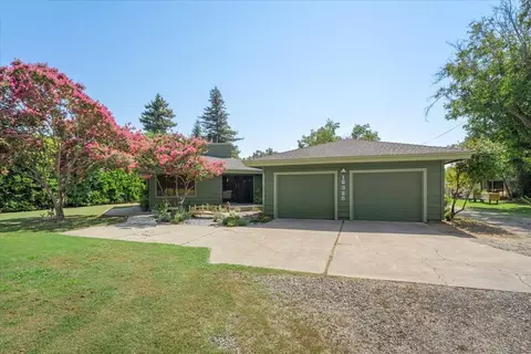 Exterior - 12325 Craig Ave, Red Bluff, CA 96080 photo 3 of 23