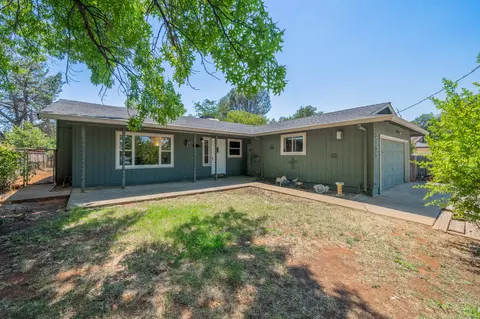 2177 Wilson Ave, Redding, CA 96002
