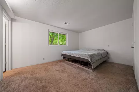 2177 Wilson Ave, Redding, CA 96002 photo 16