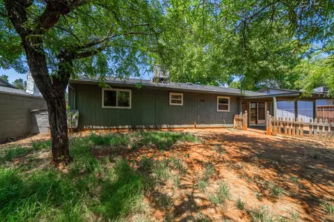 2177 Wilson Ave, Redding, CA 96002 photo 27