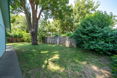 Exterior - 3096 Dove St, Redding, CA 96001 photo 6 of 7