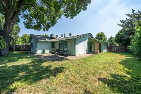 Exterior - 3096 Dove St, Redding, CA 96001 photo 5 of 7