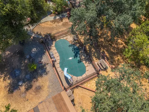 View/Area - 14532 Chauncy Way, Redding, CA 96003 photo 9 of 14