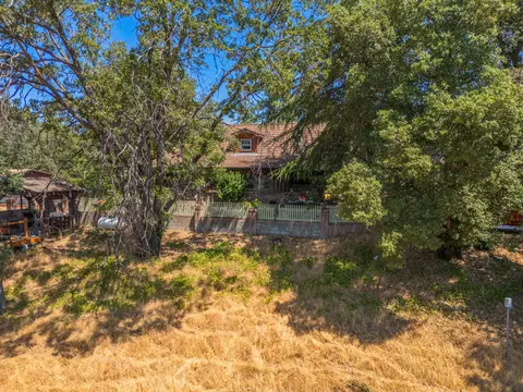 Exterior - 14532 Chauncy Way, Redding, CA 96003 photo 25 of 33