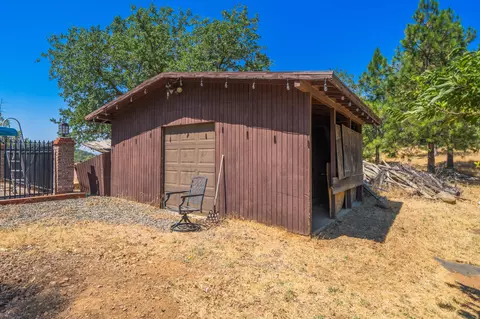 Exterior - 14532 Chauncy Way, Redding, CA 96003 photo 19 of 33