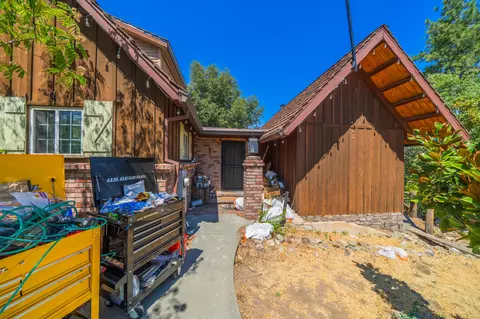 Exterior - 14532 Chauncy Way, Redding, CA 96003 photo 3 of 33