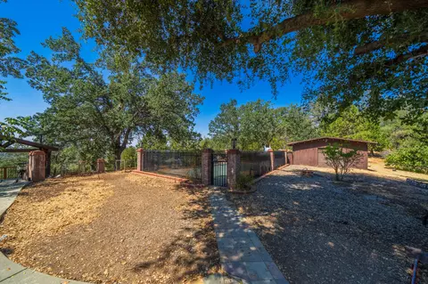 Exterior - 14532 Chauncy Way, Redding, CA 96003 photo 6 of 33