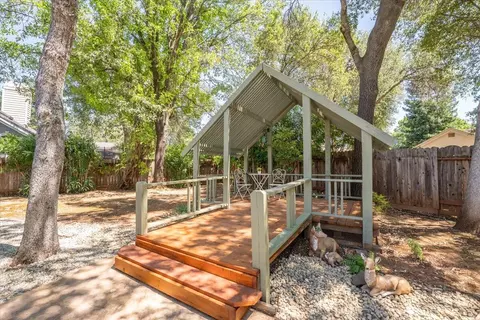 2589 Castlewood Dr, Redding, CA 96002 photo 41