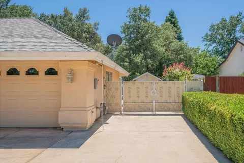 2589 Castlewood Dr, Redding, CA 96002 photo 51
