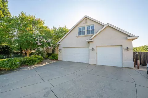 Exterior - 3648 Laver Ct, Redding, CA 96002 photo 15 of 16