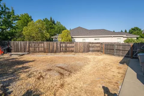 Exterior - 3648 Laver Ct, Redding, CA 96002 photo 12 of 16