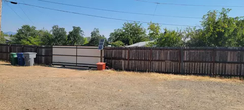 Exterior - 4091 St Patricks Ave, Redding, CA 96003 photo 4 of 4