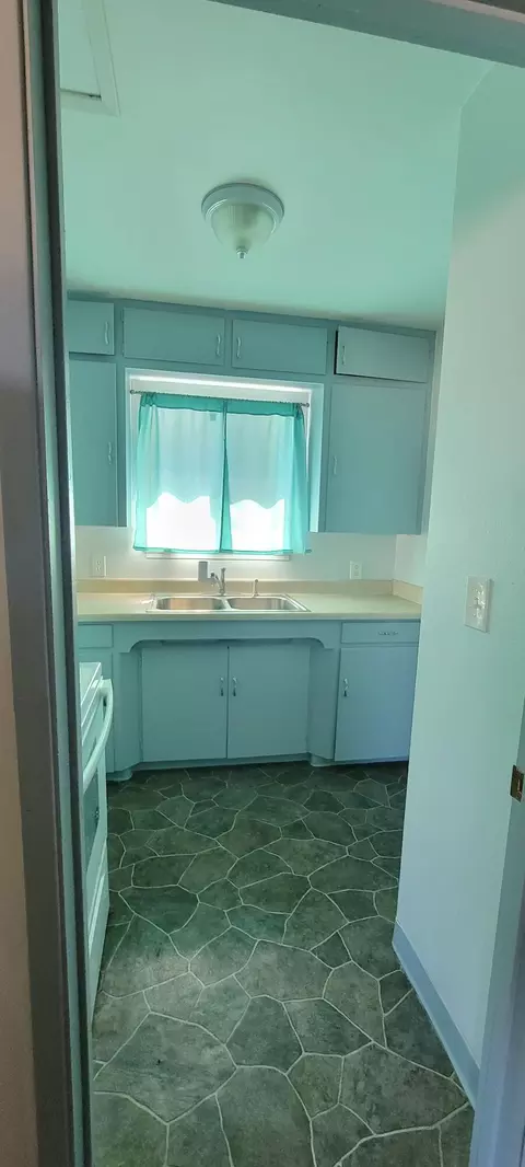 Kitchen - 4091 St Patricks Ave, Redding, CA 96003 photo 1 of 1
