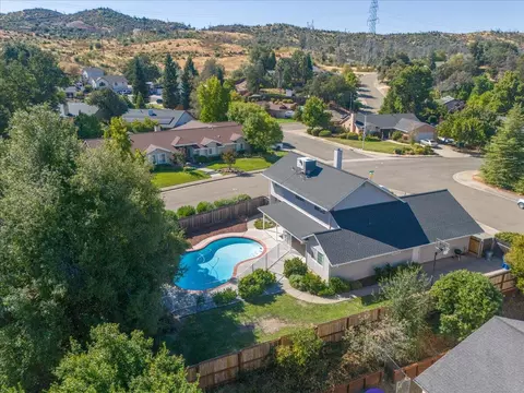 4481 Tralee Ln, Redding, CA 96001 photo 4