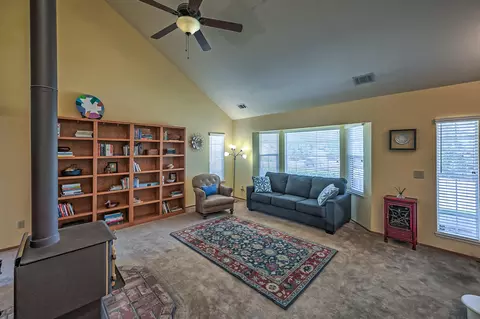 4481 Tralee Ln, Redding, CA 96001 photo 9