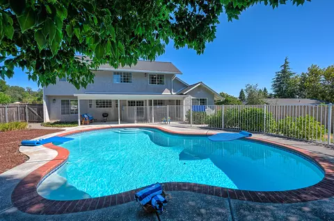 4481 Tralee Ln, Redding, CA 96001 photo 33