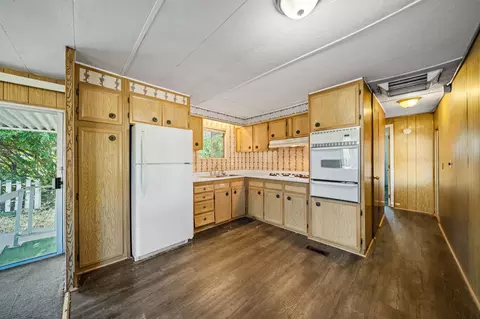 4488 Menasha Ln, Redding, CA 96003 photo 3