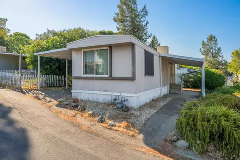 4488 Menasha Ln, Redding, CA 96003