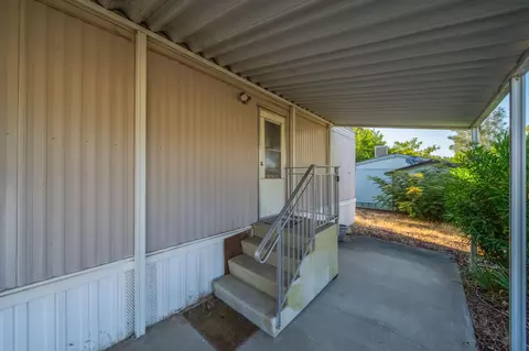 4488 Menasha Ln, Redding, CA 96003 photo 14