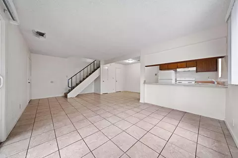 Living - 3250 Lana Ct, Redding, CA 96003 photo 4 of 4