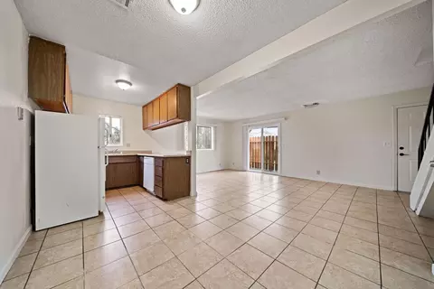 Living - 3250 Lana Ct, Redding, CA 96003 photo 3 of 4
