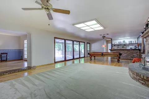 8589 Copper Dr, Redding, CA 96001 photo 10