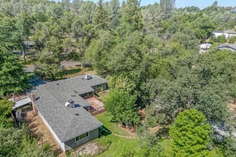 8589 Copper Dr, Redding, CA 96001 photo 45