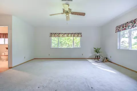 8589 Copper Dr, Redding, CA 96001 photo 17