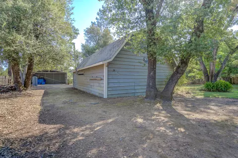 8589 Copper Dr, Redding, CA 96001 photo 39