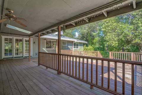 8589 Copper Dr, Redding, CA 96001 photo 33