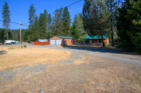 Exterior - 40 Lewiston Turnpike Rd, Lewiston, CA 96052 photo 9 of 10