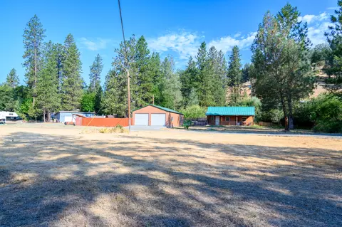 Exterior - 40 Lewiston Turnpike Rd, Lewiston, CA 96052 photo 10 of 10