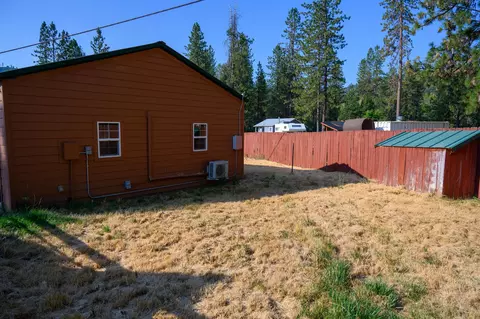 Exterior - 40 Lewiston Turnpike Rd, Lewiston, CA 96052 photo 5 of 10