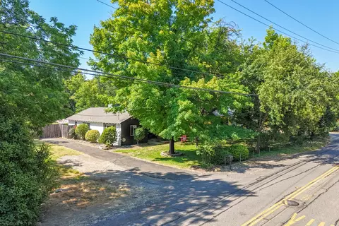 View/Area - 2711 N Bonnyview Rd, Redding, CA 96001 photo 1 of 6