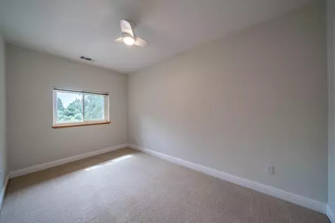 Bedroom - 8107 Montgomery Cir, Redding, CA 96001 photo 8 of 13