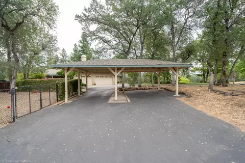 Exterior - 8107 Montgomery Cir, Redding, CA 96001 photo 46 of 51