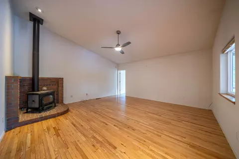 Living - 8107 Montgomery Cir, Redding, CA 96001 photo 7 of 9