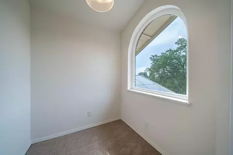 Bedroom - 8107 Montgomery Cir, Redding, CA 96001 photo 12 of 13