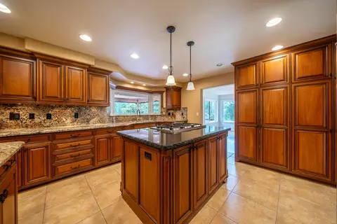 Kitchen - 8107 Montgomery Cir, Redding, CA 96001 photo 3 of 6