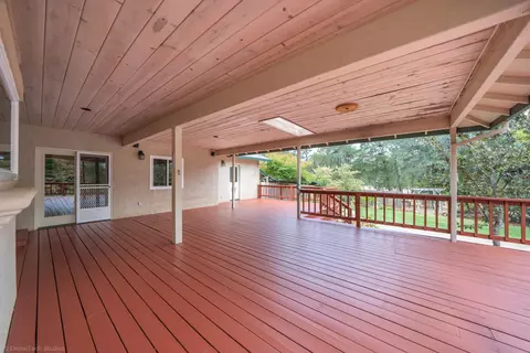 Exterior - 8107 Montgomery Cir, Redding, CA 96001 photo 5 of 51