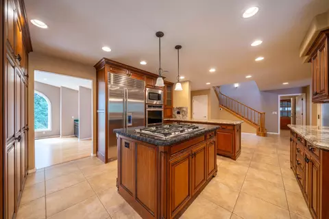 Kitchen - 8107 Montgomery Cir, Redding, CA 96001 photo 5 of 6