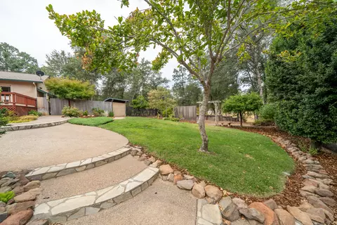 Exterior - 8107 Montgomery Cir, Redding, CA 96001 photo 26 of 51