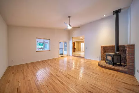 Living - 8107 Montgomery Cir, Redding, CA 96001 photo 9 of 9