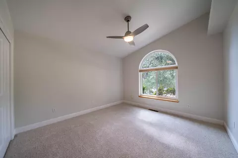 Bedroom - 8107 Montgomery Cir, Redding, CA 96001 photo 4 of 13
