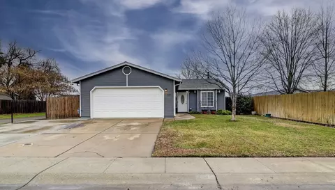 3549 Savage Dr, Cottonwood, CA 96022