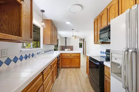 21730 Old Alturas Rd, Redding, CA 96003 photo 15